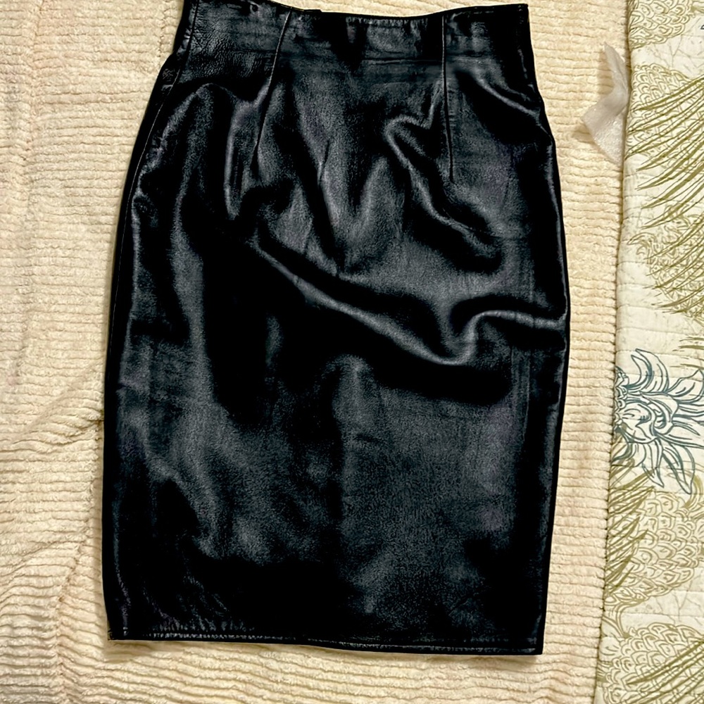 Ladies Lambskin Leather skirt